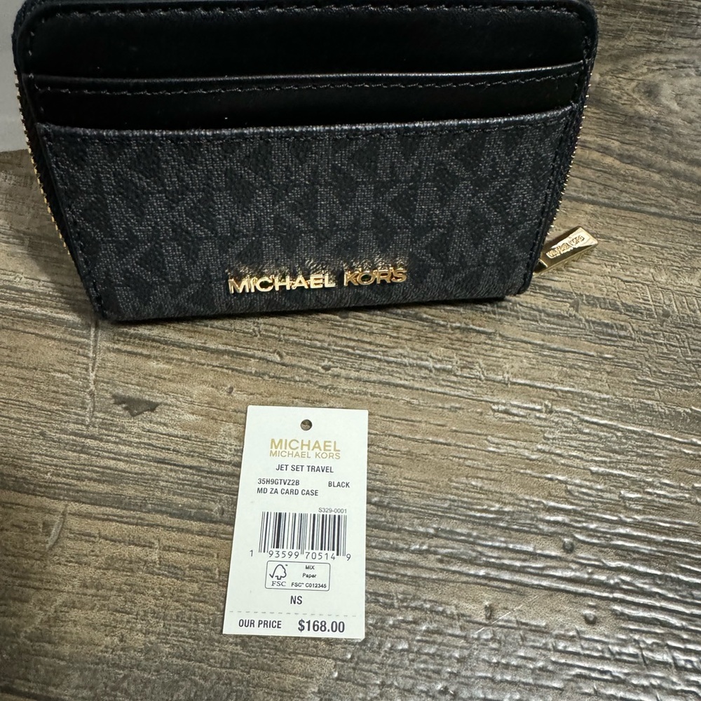 Micheal Kors card case